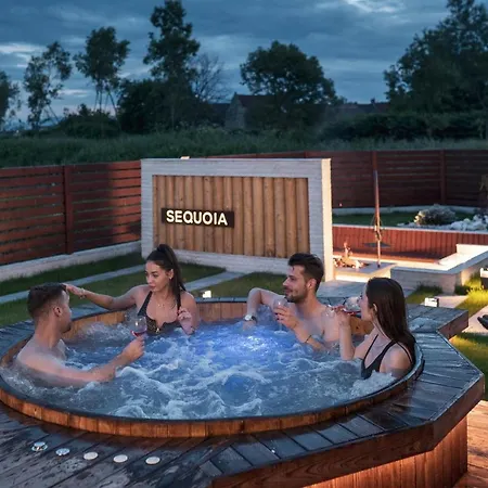 Roots Sequoia Villa *