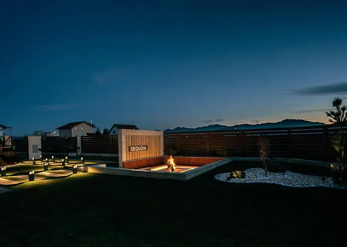 Villa Roots Sequoia *