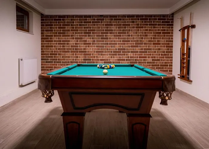 Roots Sequoia فيلة *